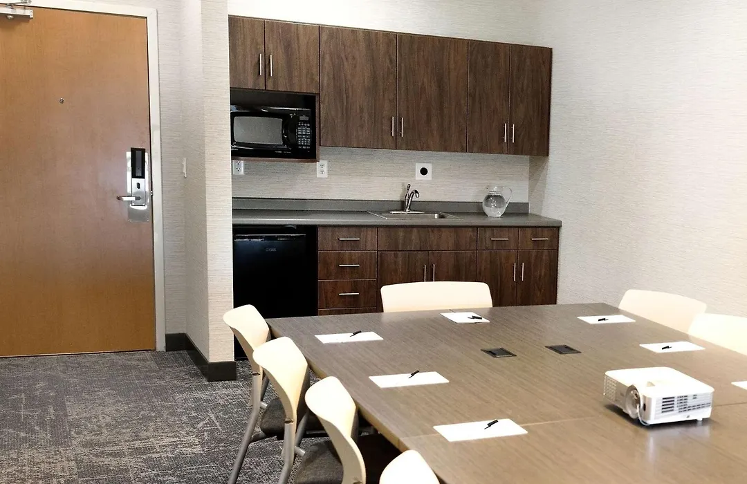 Hampton Inn Mitchell-1
